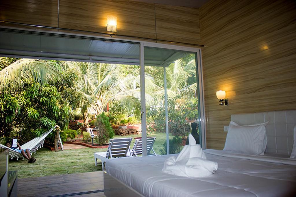 Hostel Curlies Zulu Land Anjuna Exterior foto