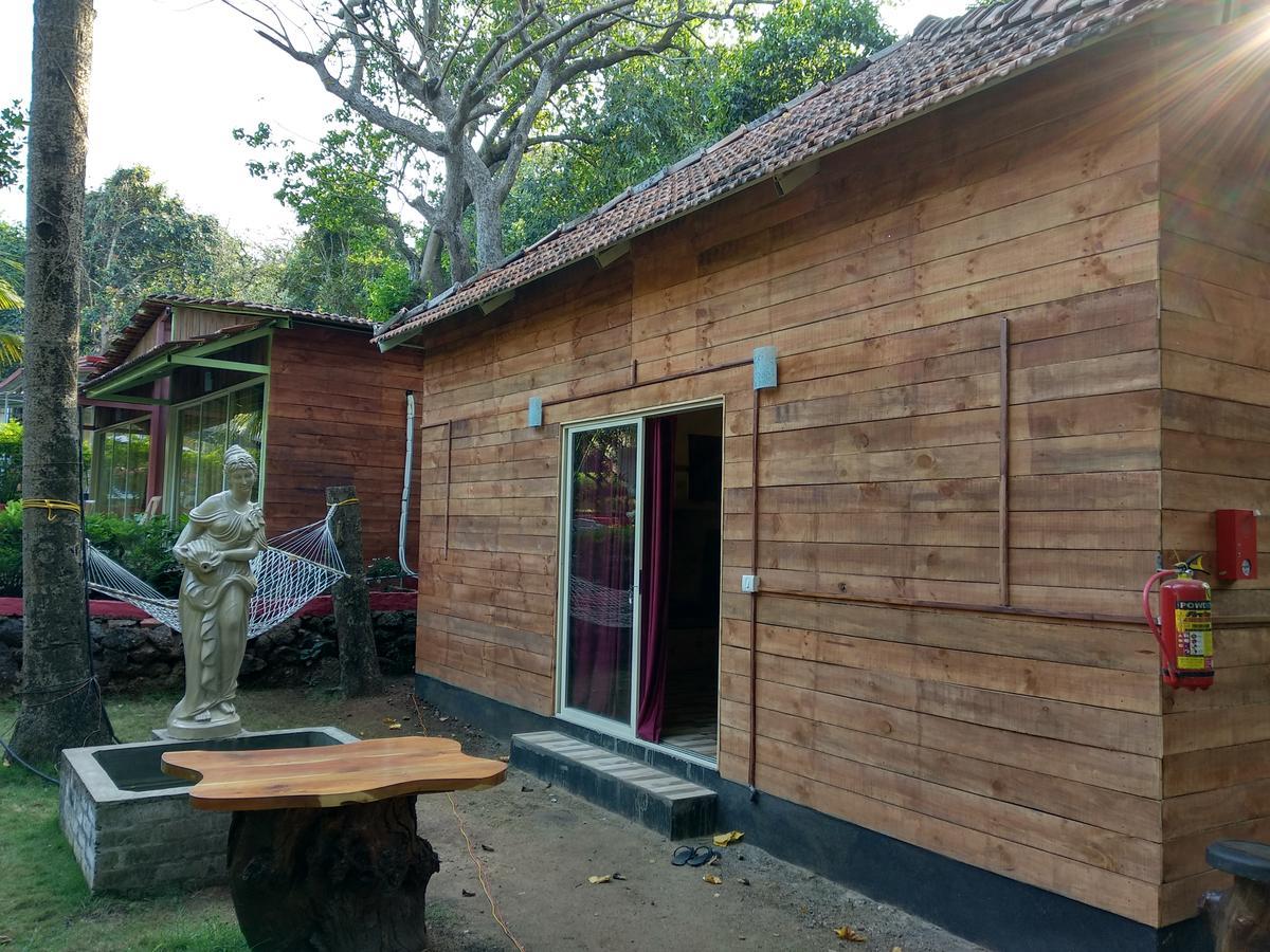 Hostel Curlies Zulu Land Anjuna Exterior foto