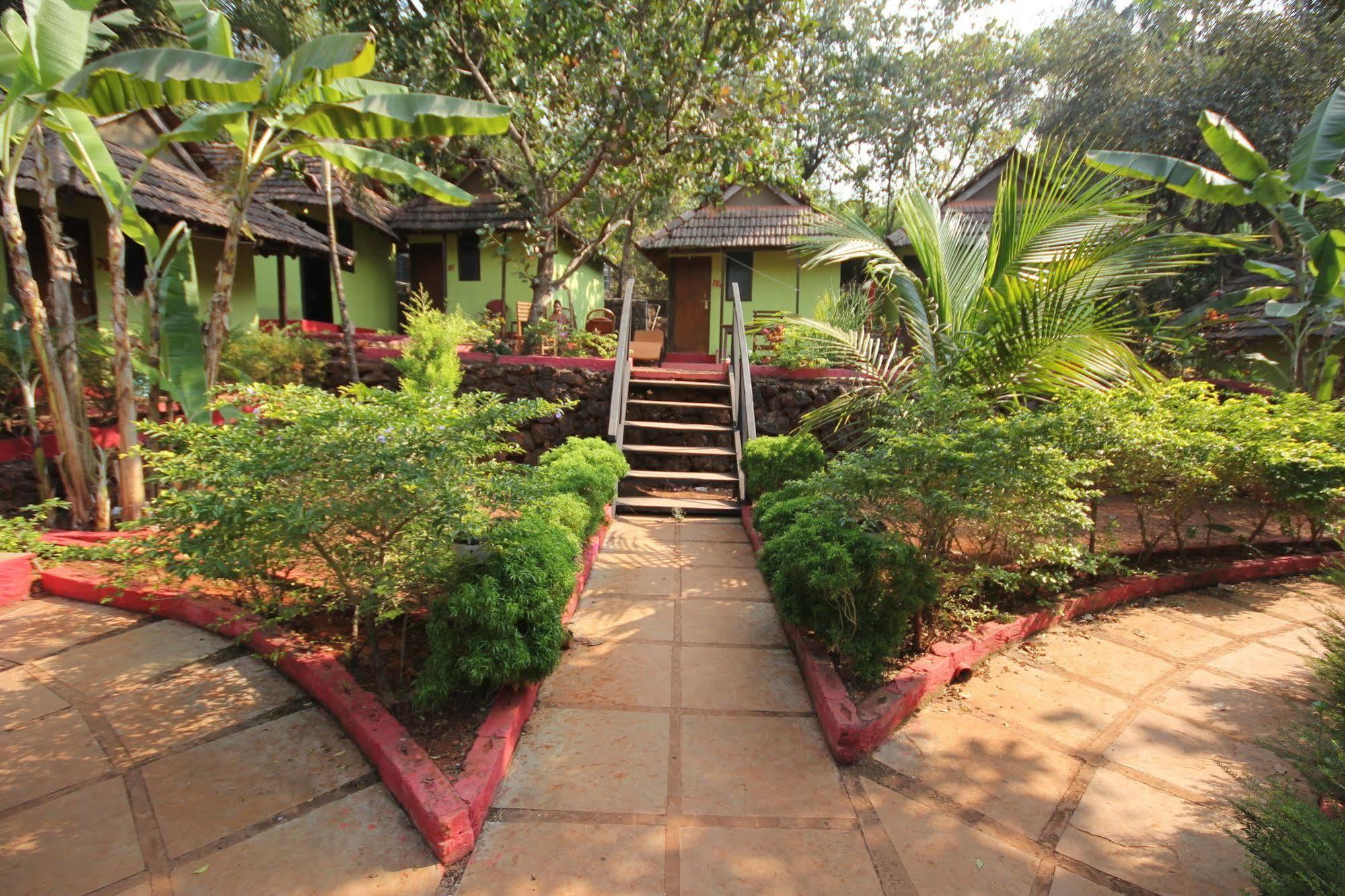 Hostel Curlies Zulu Land Anjuna Exterior foto